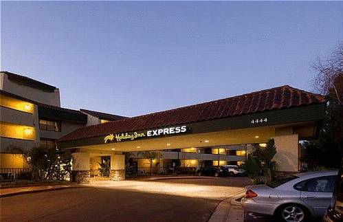 Holiday Inn Express Hotel & Suites Camarillo